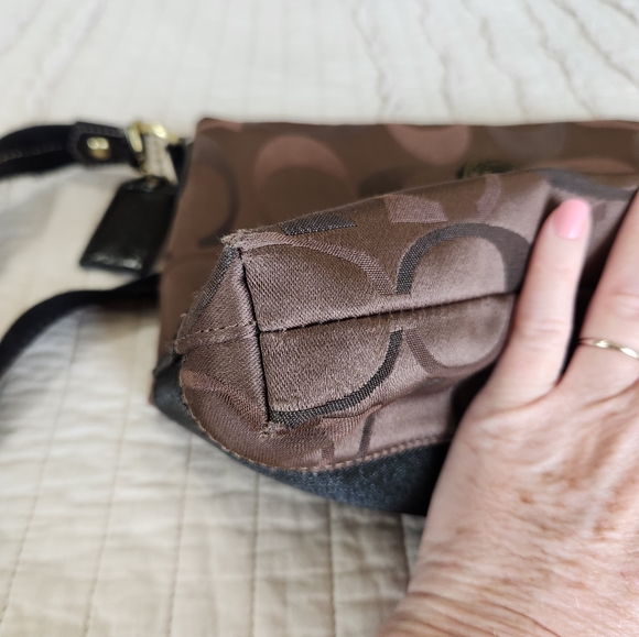 Coach Signature Crossbody Handbag Purse, Brown and Black - Picture 14 of 16